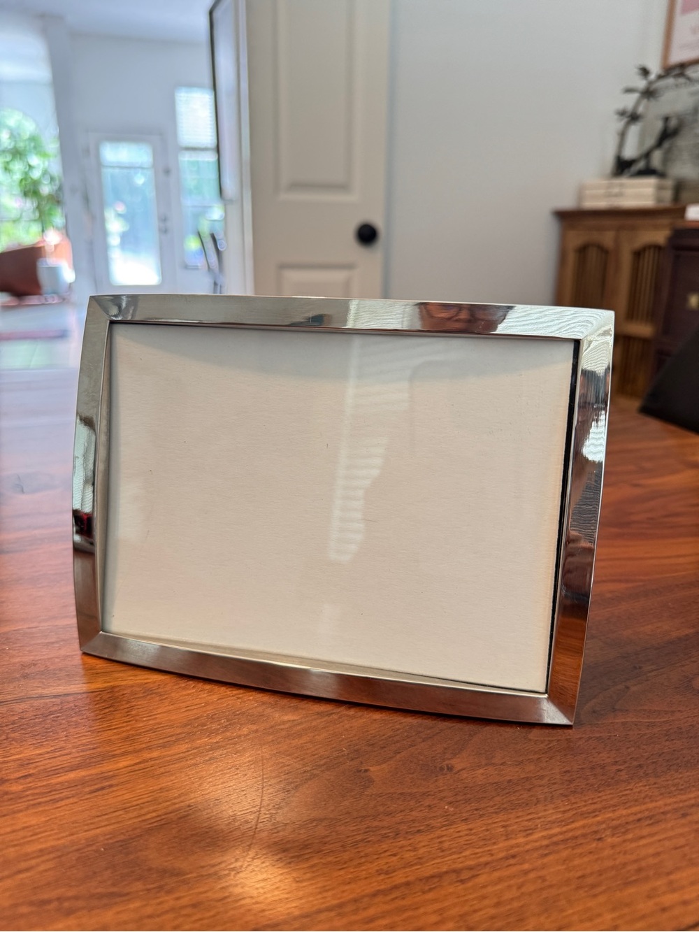 CRATE AND BARREL CURVED DESIGN
PHOTO ELIZA FRAME 4" X 6"